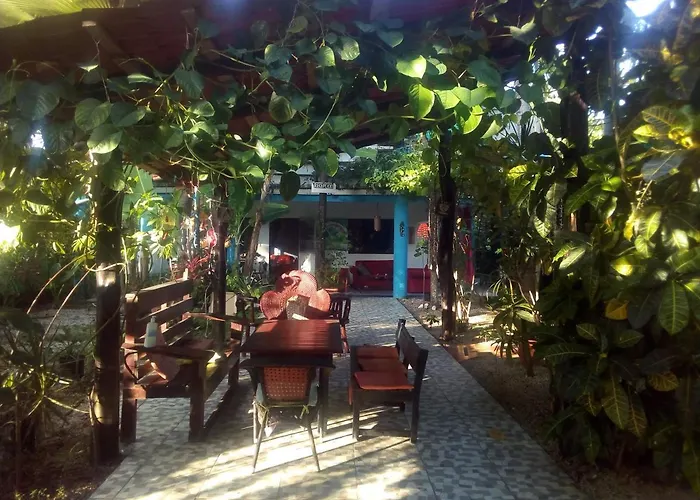 Hostel Cabinas Del Mar *
