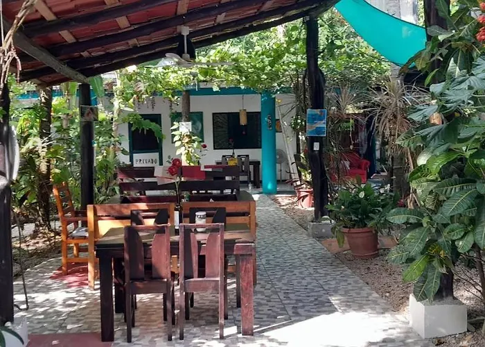 Hostel Cabinas Del Mar