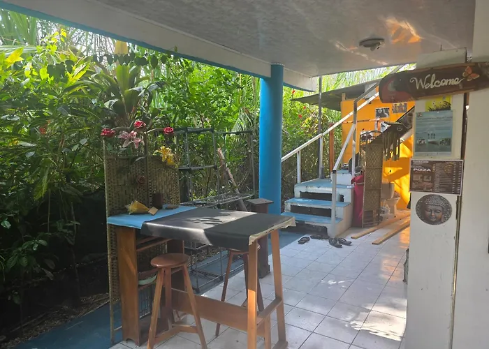 Hostel Cabinas Del Mar *